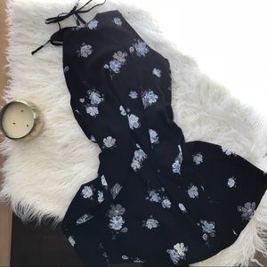 SUPER CUTE FLORAL SUN DRESS - TIE BACK
